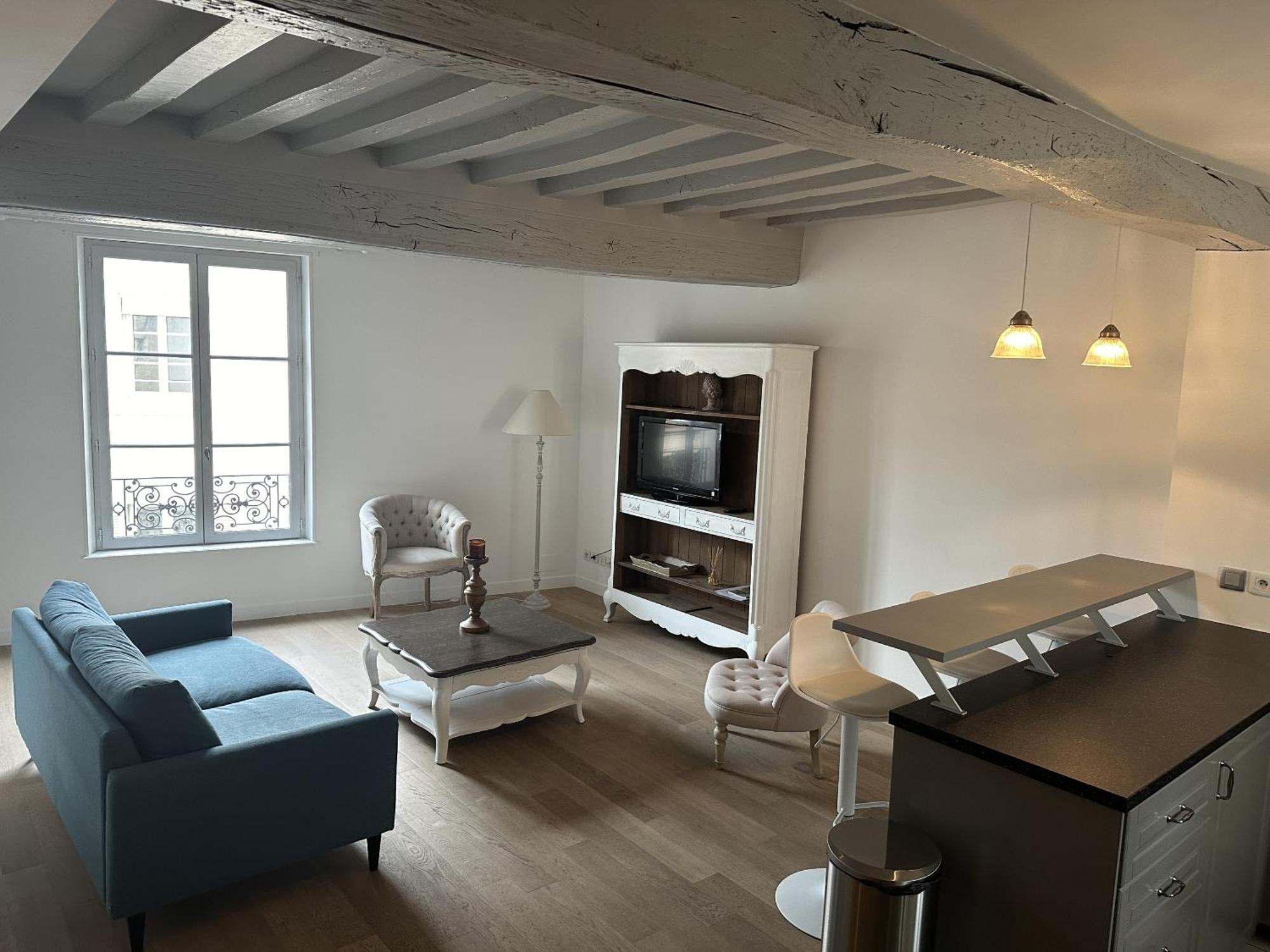 Batisse Paradis- 3 Appartements Calmes Et Elegants Au Centre Historique De Beaune Beaune  Room photo